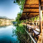 Hotel Riverside 3*