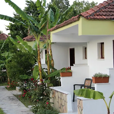 فندق Riverside 3*