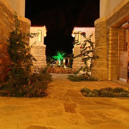 Riverside 3*