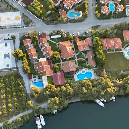 Hotel Riverside 3*