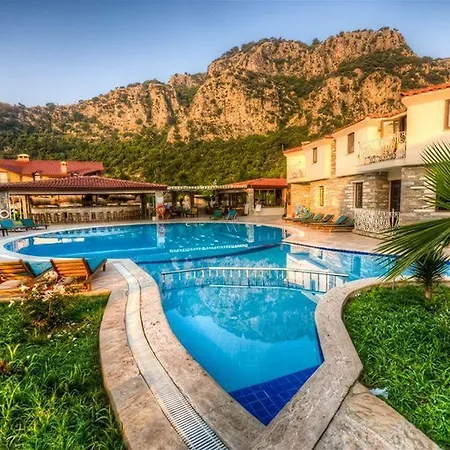 Riverside Dalyan
